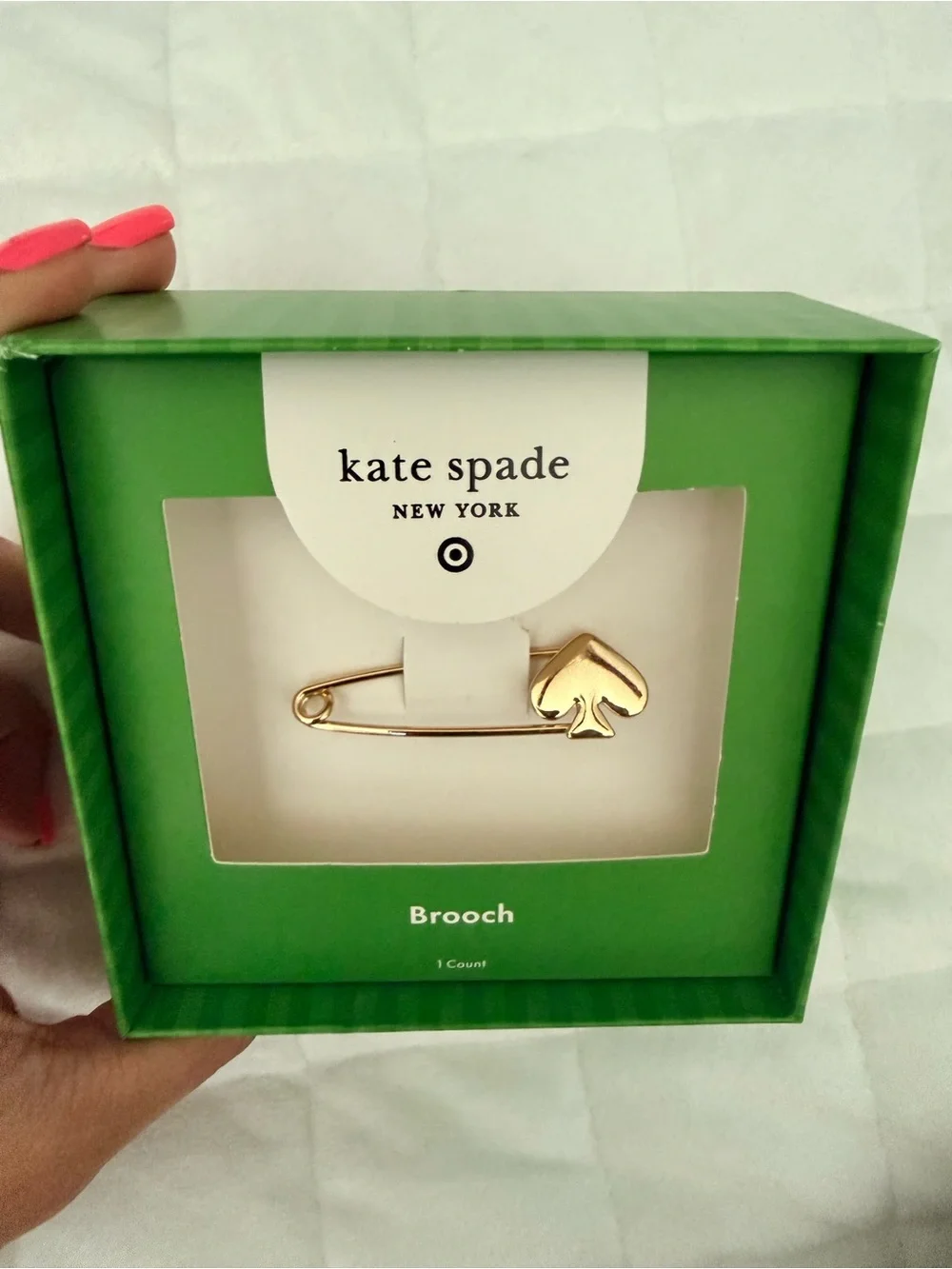 kate spade gold spade safety-pin brooch in gold